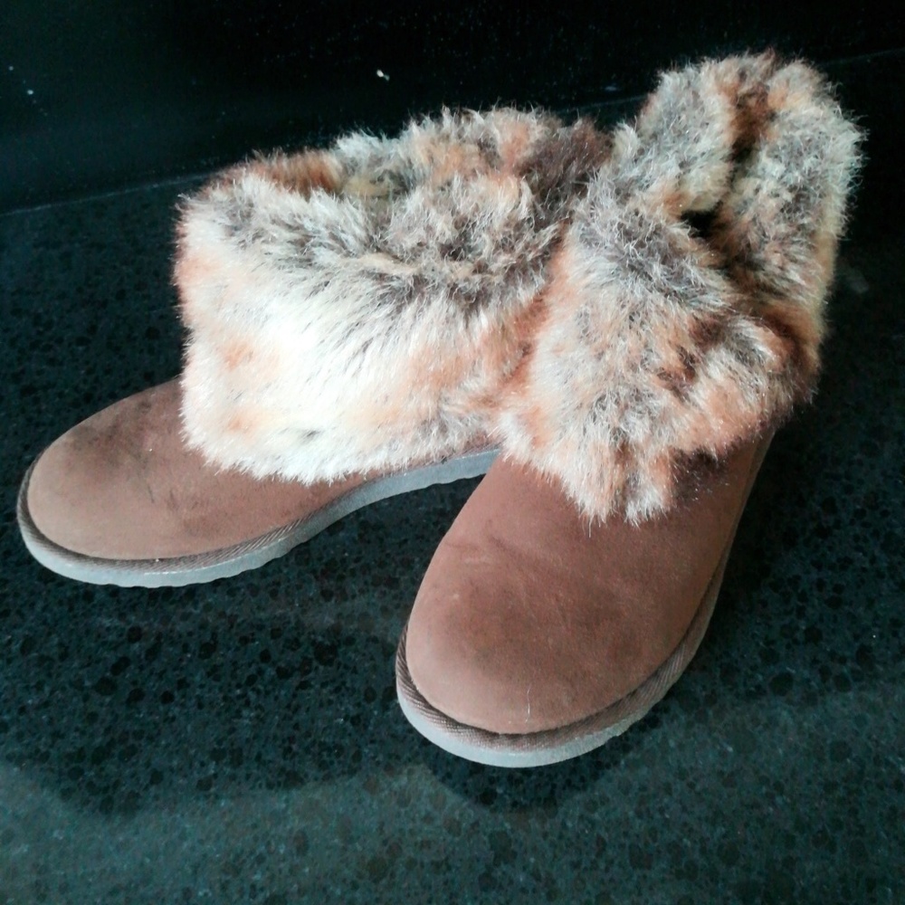 Mossimoso boots